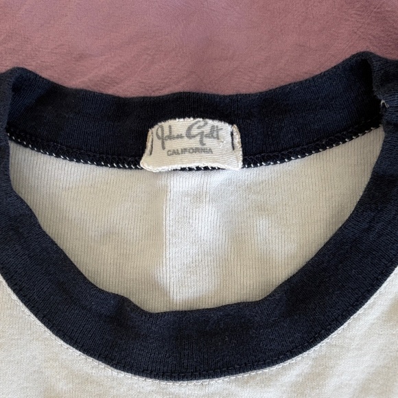 Brandy Melville Navy and White Graphic Tee - Picture 3 of 4